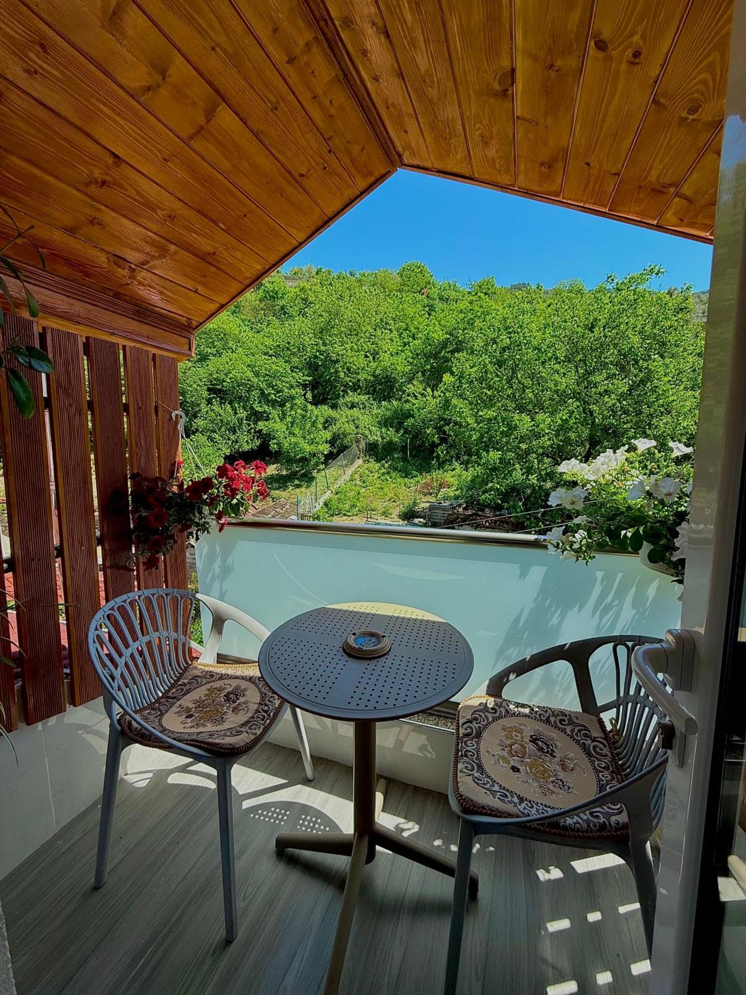 Guest House Rean Berat Eksteriør bilde